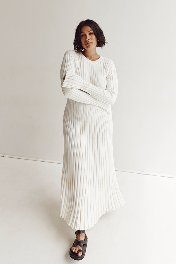 Long Sleeved Knit Midi Dress(Buy 2 Free Shipping)